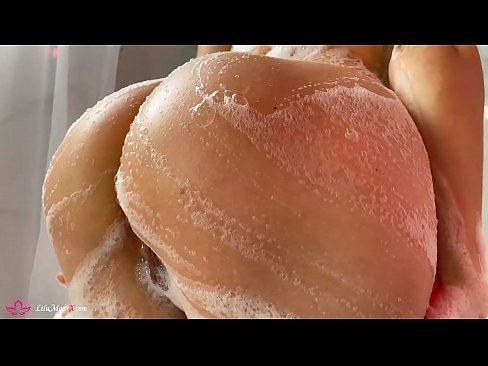 ❤️ Brunette Masturbates Pus karo Vibrator kanggo Intens Orgasme ing Shower ❤❌ Kurang ajar ing kita  ️❤
